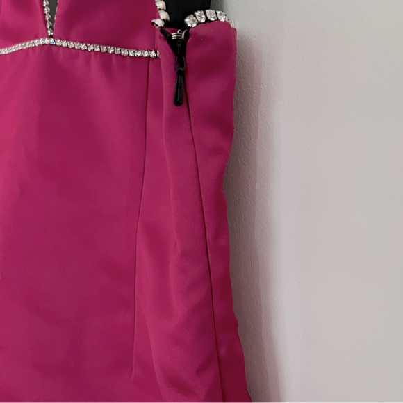 Area Crystal Trimmed Structured Slip Dress - Picture 8 of 12